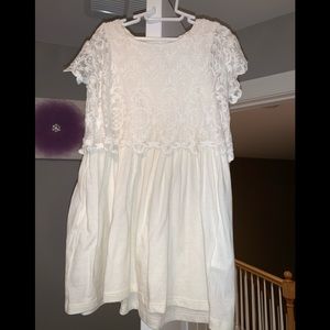 Size 4-5 perfect condition